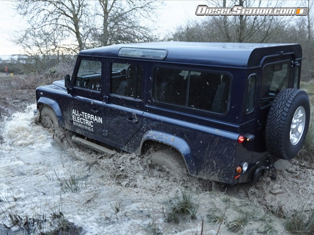 Land Rover Defender Electric Concept 2013 Picture #11 Land Rover Defender Electric Concept 2013 Picture #11